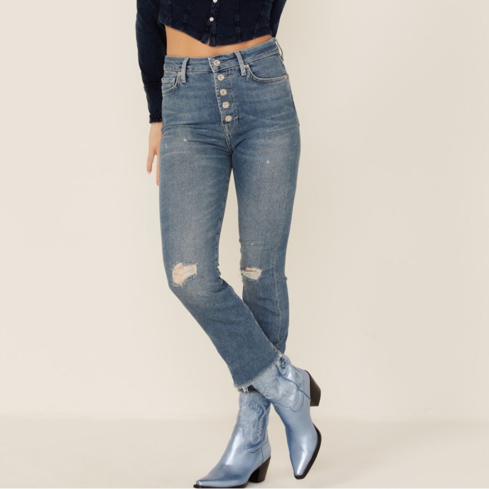 7 FOR ALL MANKIND WOMEN'S ULTRA HIGH RISE SLIM KICK-FLARE JEANS